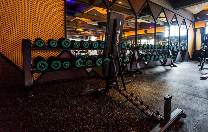 健身房器材
